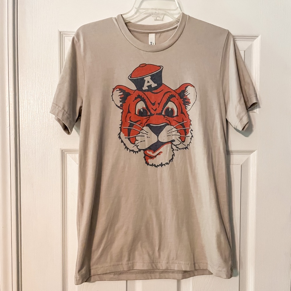 Vintage Auburn Tigers Shirt - Size Medium -NWOT